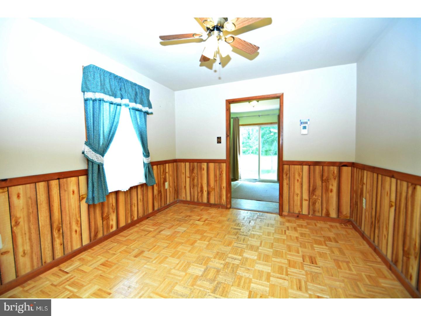 2055 Clover Mill Road Quakertown, PA 18951 - Photo 7 of 23 Dining Room