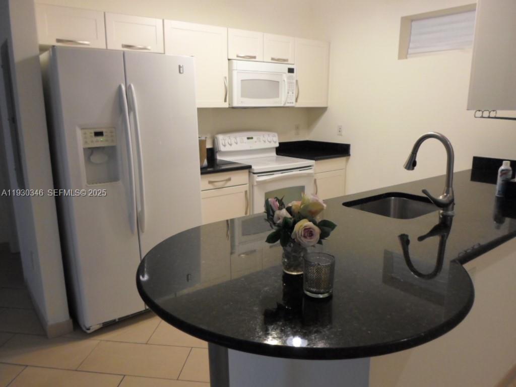 7275 Southwest 90th Way, Unit G 611 Miami, FL 33156 - Photo 29 of 60