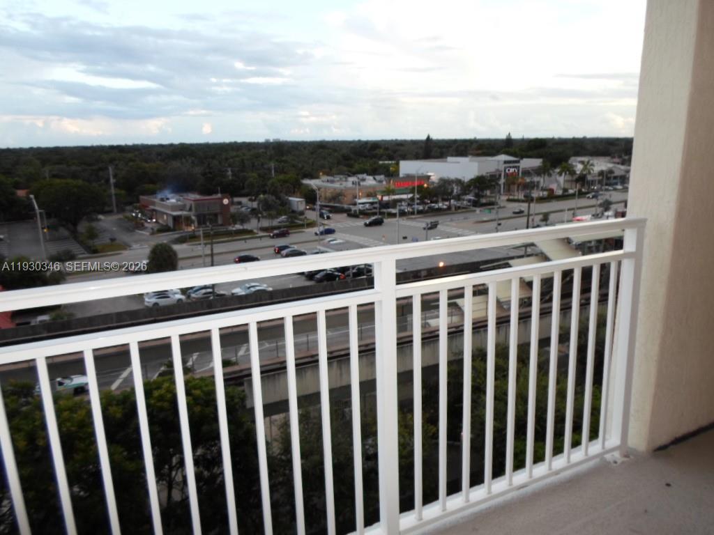 7275 Southwest 90th Way, Unit G 611 Miami, FL 33156 - Photo 54 of 56 a view of a balcony