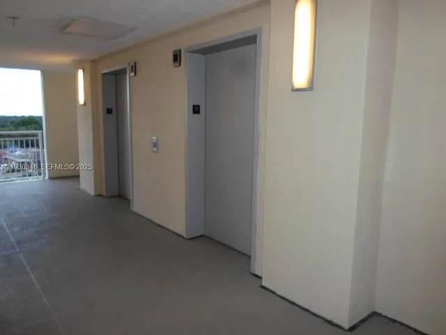 $470,000 | 7275 Southwest 90th Way, Unit G 611, Miami, FL 33156