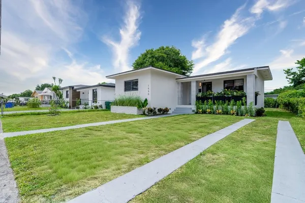 $519,800 | 1550 Northwest 52nd Street, Miami, FL 33142