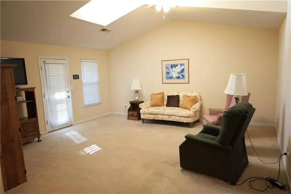 $209,900 | 28 Princeton Avenue, Adairsville, GA 30103