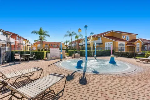 $399,000 | 911 Lake Berkley Drive, Kissimmee, FL 34746