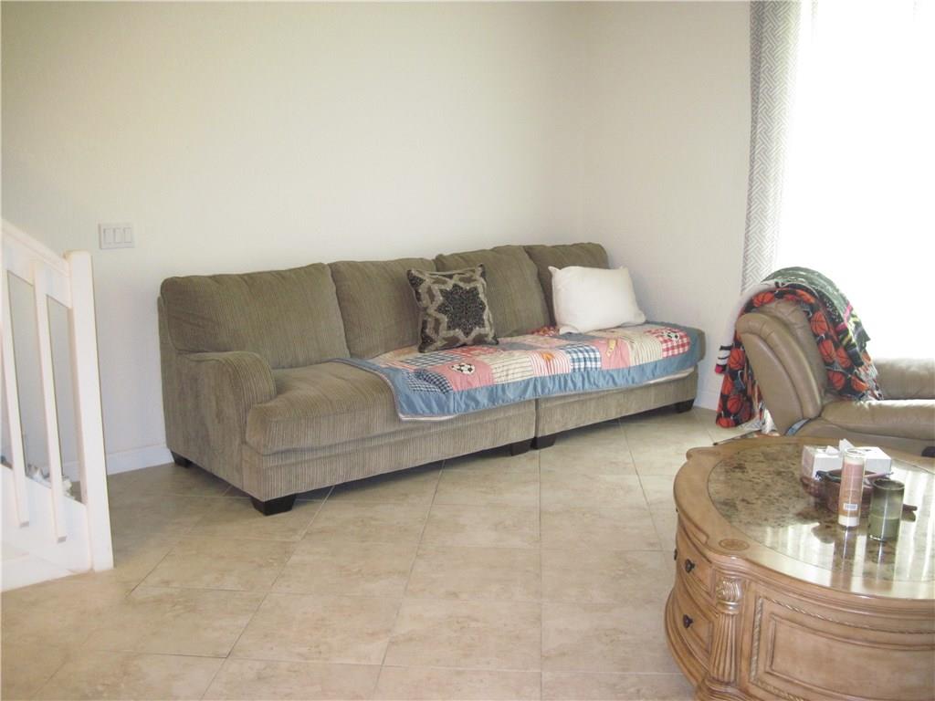 9444 Southwest Merlin Court Stuart, FL 34997 - Photo 8 of 23 Gallery Image 8