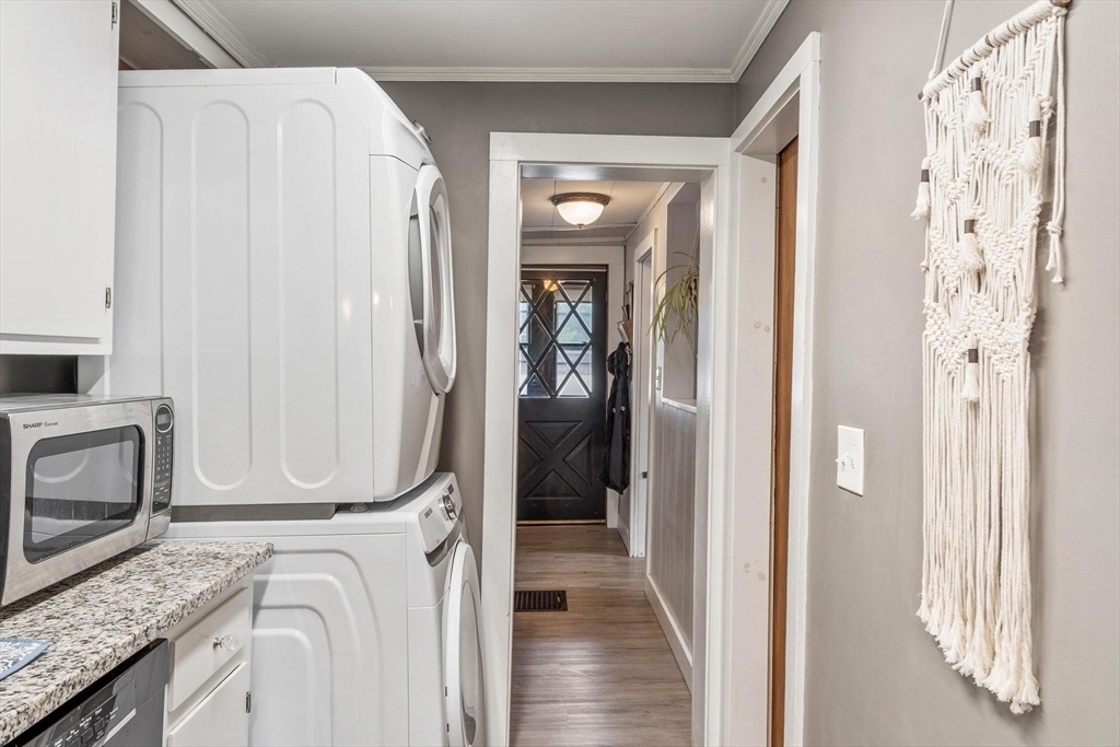 1 Union Street Amesbury, MA 01913 - Photo 5 of 42
