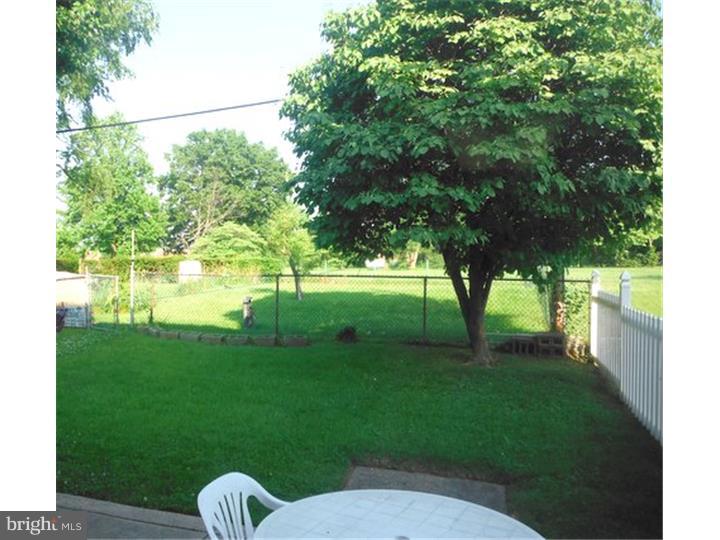 11035 Greiner Road Philadelphia, PA 19116 - Photo 19 of 20