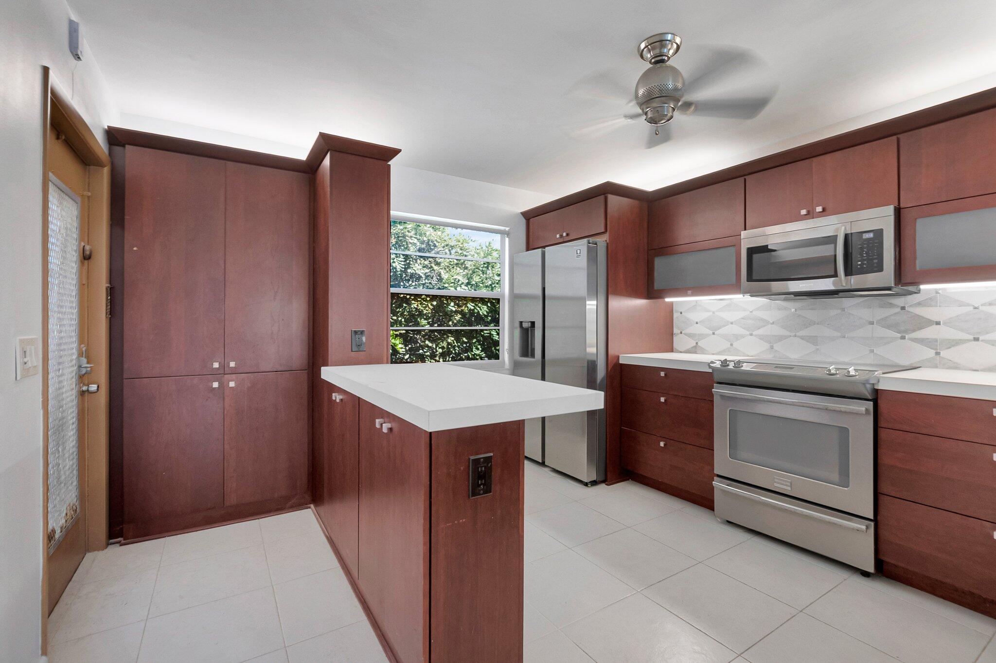 2020 Newcastle A Boca Raton, FL 33434 - Photo 3 of 48 Updated Open Kitchen