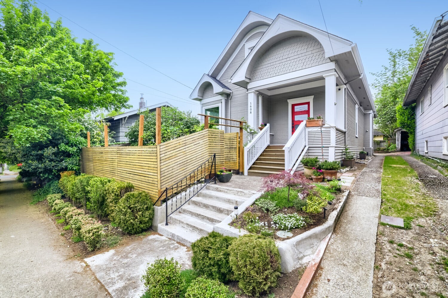 1608 North 50th Street Seattle, WA 98103 - Photo 1 of 30