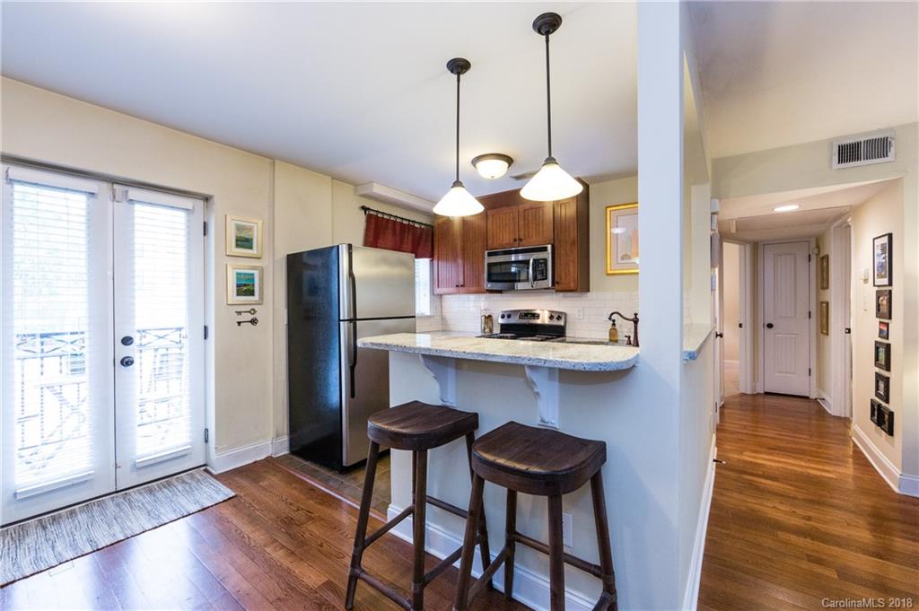 4923 Park Road, Unit B Charlotte, NC 28209 - Photo 17 of 31 Gallery Image 17