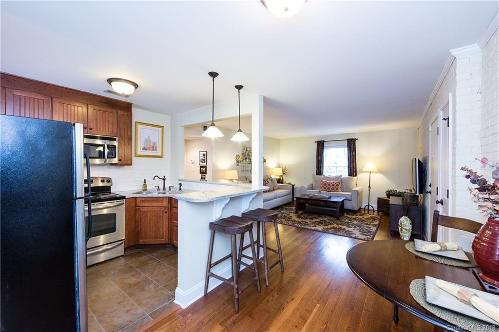 4923 Park Road, Unit B Charlotte, NC 28209 - Photo 9 of 31 Gallery Image 9