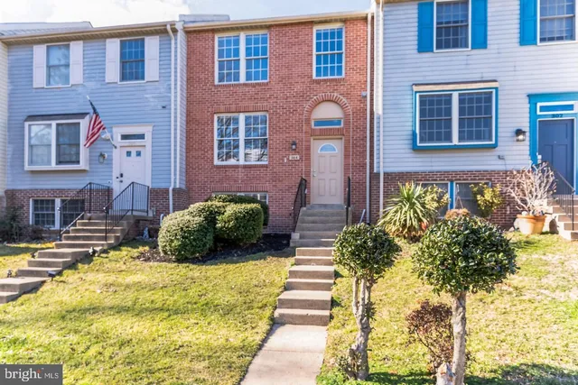 $2,300 | 304 Barksdale Place, Stafford, VA 22554