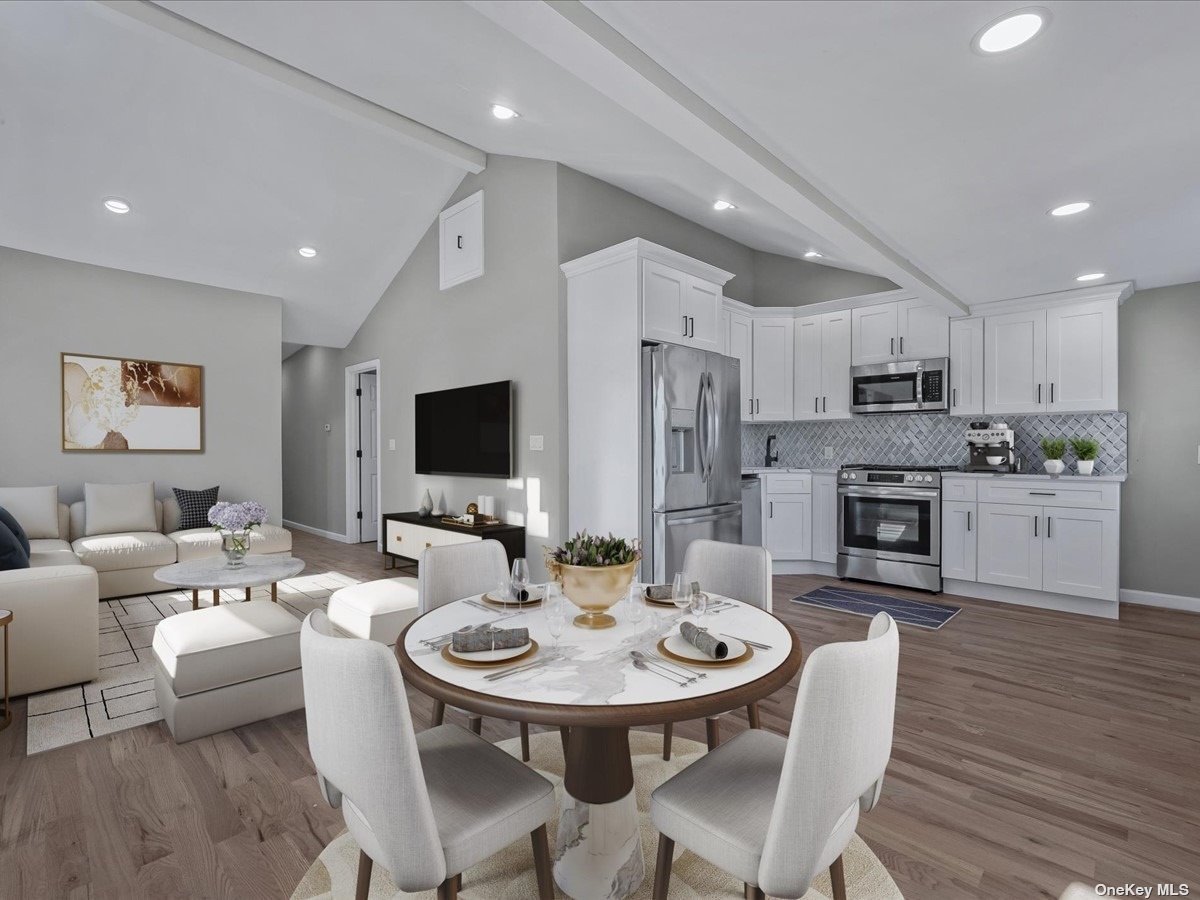 833 South 4th St