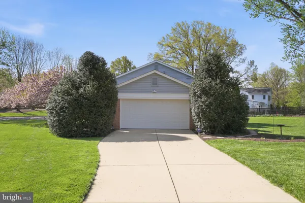 $1,149,900 | 10106 Nadine Drive, Vienna, VA 22181