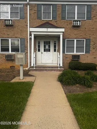 $1,850 | 7 Windsor Terrace, Unit H, Freehold, NJ 07728