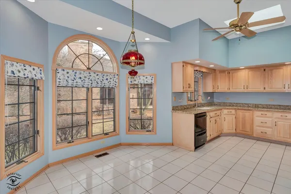 $499,900 | 9306 Fox Run Circle, Frankfort, IL 60423