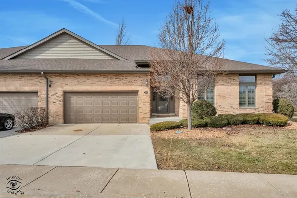 $499,900 | 9306 Fox Run Circle, Frankfort, IL 60423