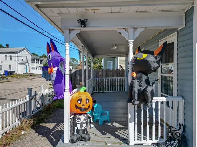 $489,000 | 25 Eddy Street, West Warwick, RI 02893