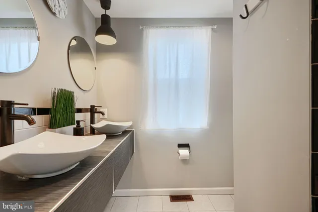 $340,000 | 1711 Hollins Street, Baltimore, MD 21223