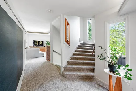 $850,000 | 21 Foxboro Circle, Madison, WI 53717