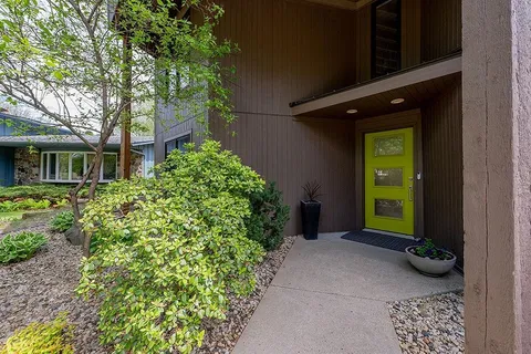 $850,000 | 21 Foxboro Circle, Madison, WI 53717