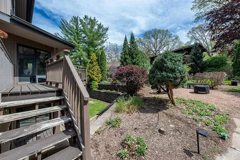 $850,000 | 21 Foxboro Circle, Madison, WI 53717