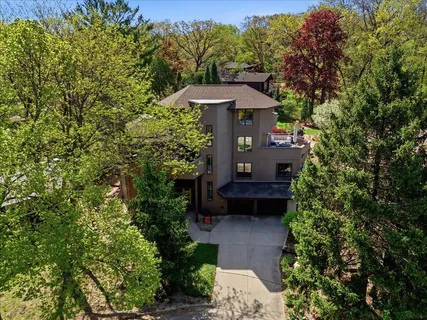 $850,000 | 21 Foxboro Circle, Madison, WI 53717