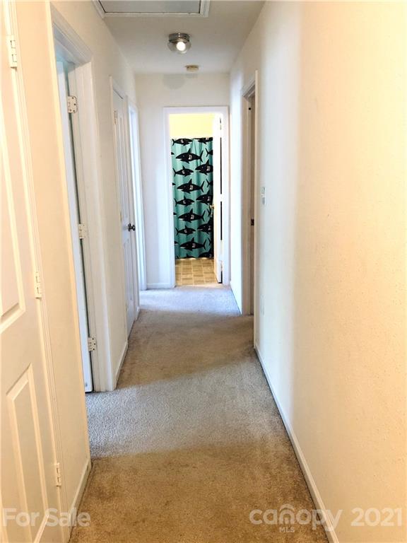 1404 River Run Road Lowell, NC 28098 - Photo 12 of 24 Gallery Image 12