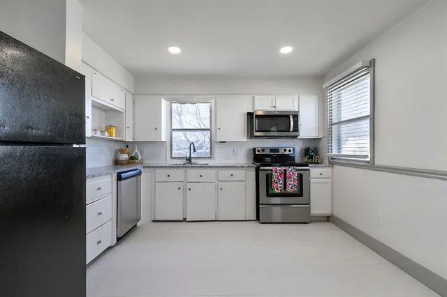 $1,550 | 422 North Woods Street, Sherman, TX 75092