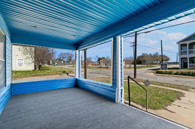 $1,550 | 422 North Woods Street, Sherman, TX 75092