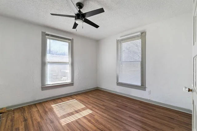 $1,550 | 422 North Woods Street, Sherman, TX 75092