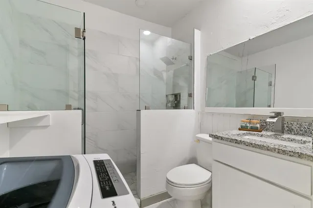 $1,550 | 422 North Woods Street, Sherman, TX 75092