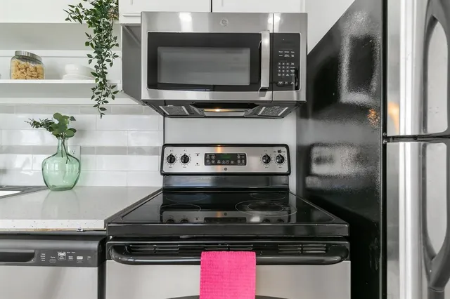 $1,550 | 422 North Woods Street, Sherman, TX 75092