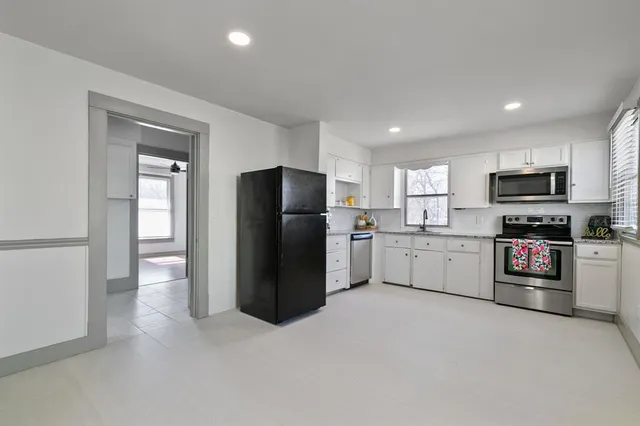 $1,550 | 422 North Woods Street, Sherman, TX 75092