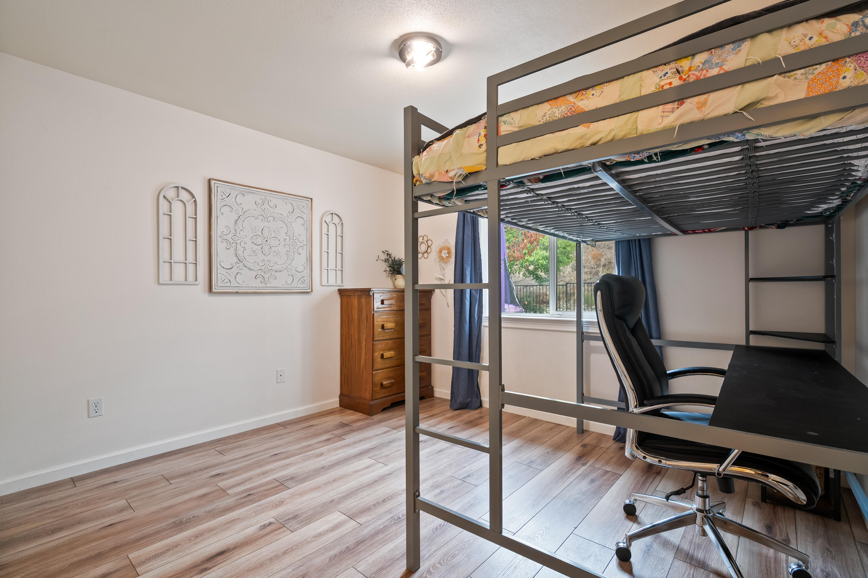 19219 Nike Court Redding, CA 96003 - Photo 16 of 37 a view of a room with gym equipment