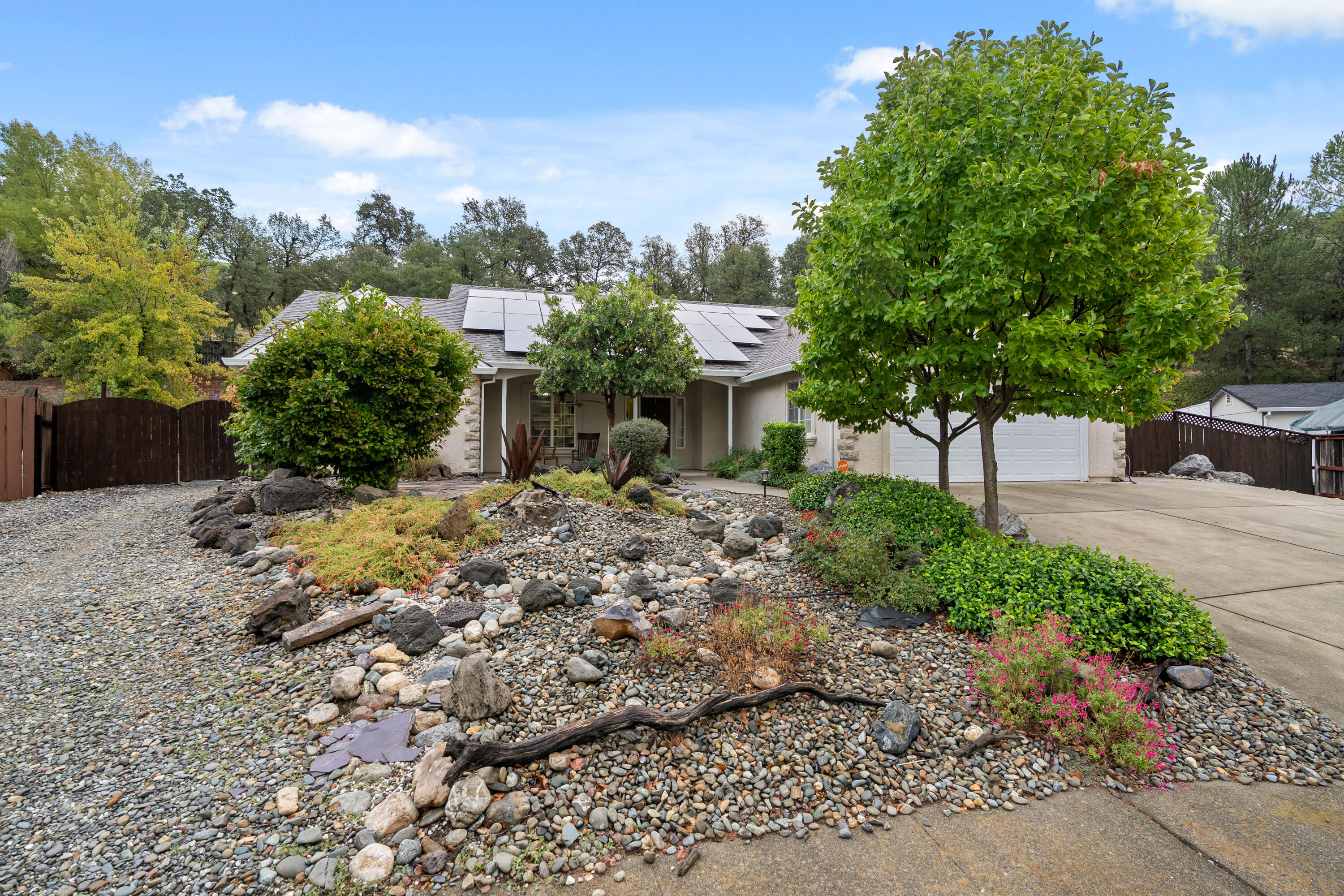 19219 Nike Court Redding, CA 96003 - Photo 36 of 37 a front view of a house with a yard