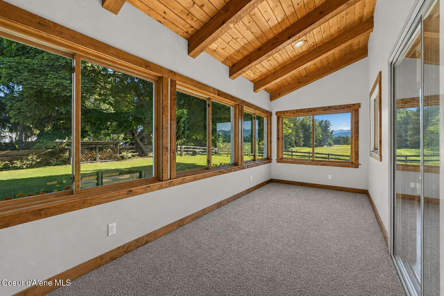 1162 Hickey Road Sandpoint, ID 83864 - Photo 28 of 49 Russell.28