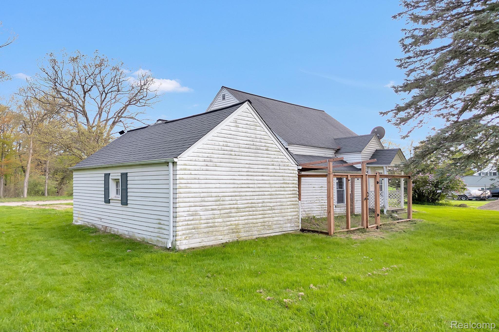 3711 West Lovejoy Road Byron, MI 48418 - Photo 43 of 51 Gallery Image 43