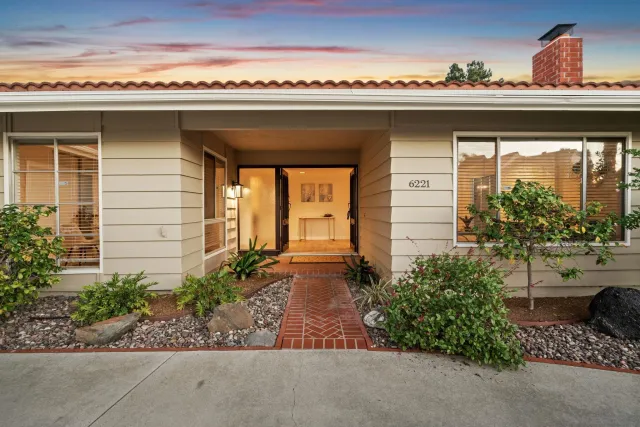$1,595,000 | 6221 Brynwood Court, San Diego, CA 92120