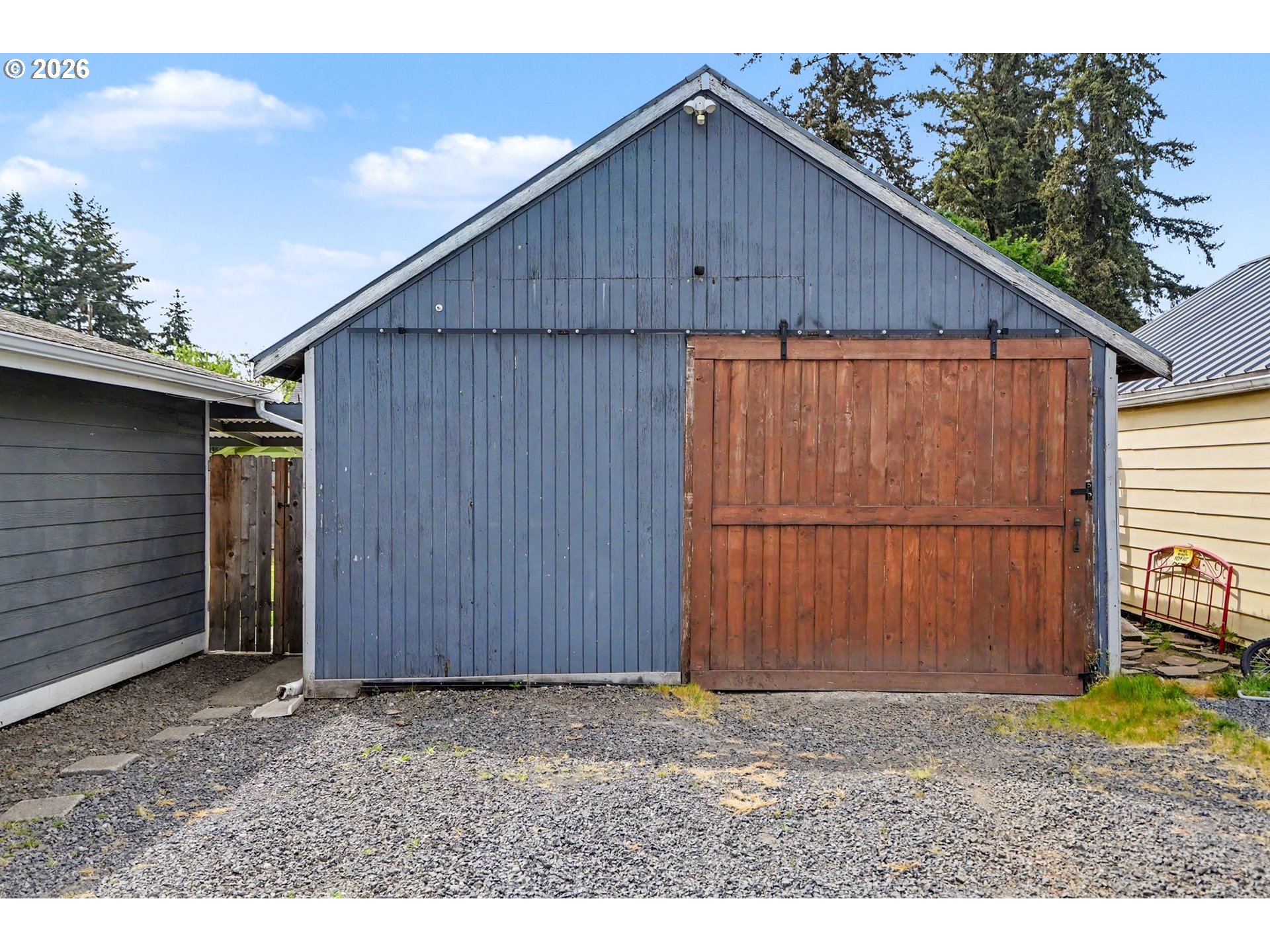 295 10th Street Lyons, OR 97358 - Photo 3 of 38
