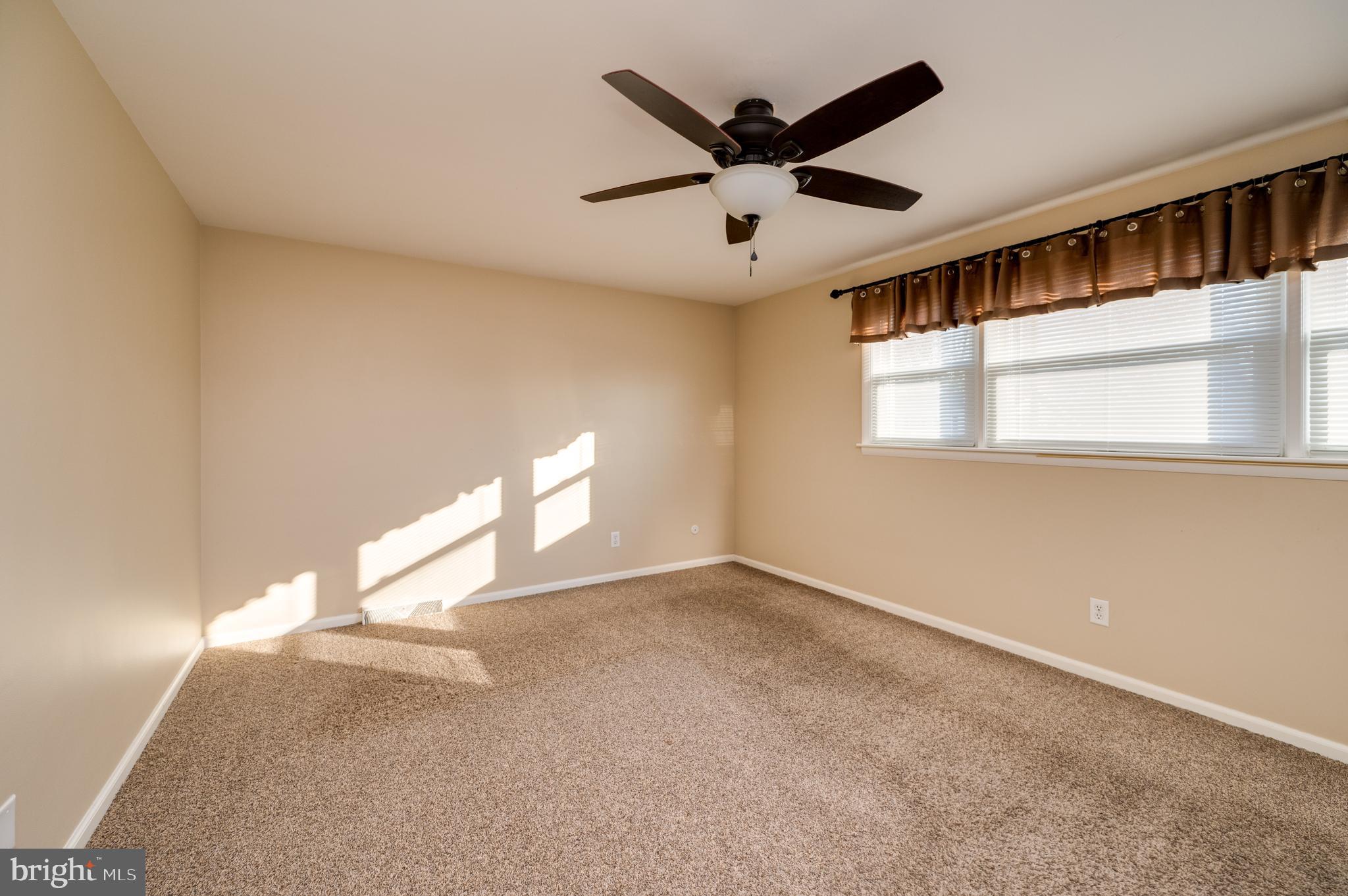 1207 Lilac Lane Reading, PA 19609 - Photo 19 of 49 Gallery Image 19