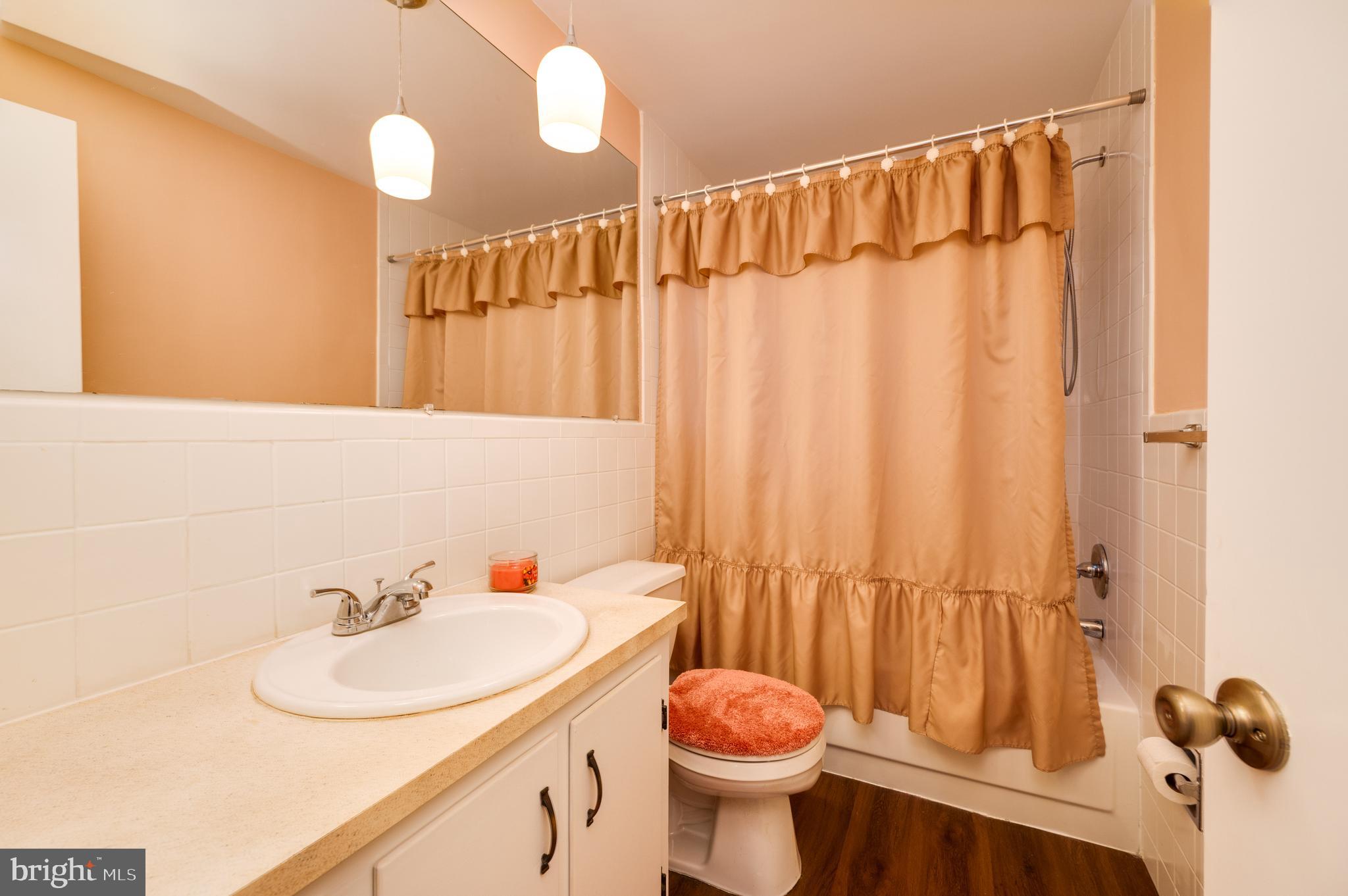 1207 Lilac Lane Reading, PA 19609 - Photo 25 of 49 Gallery Image 25