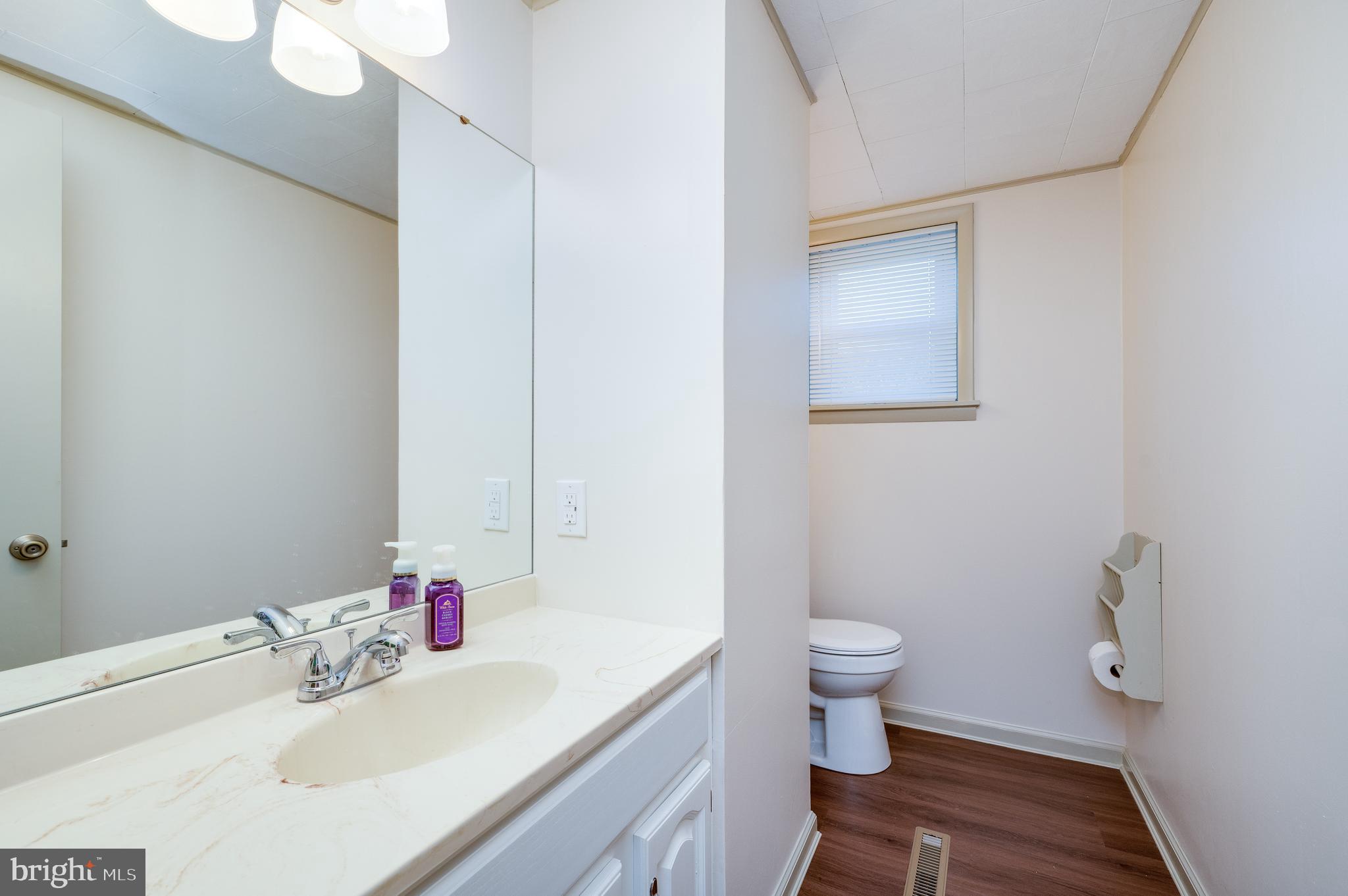 1207 Lilac Lane Reading, PA 19609 - Photo 38 of 49 Gallery Image 38