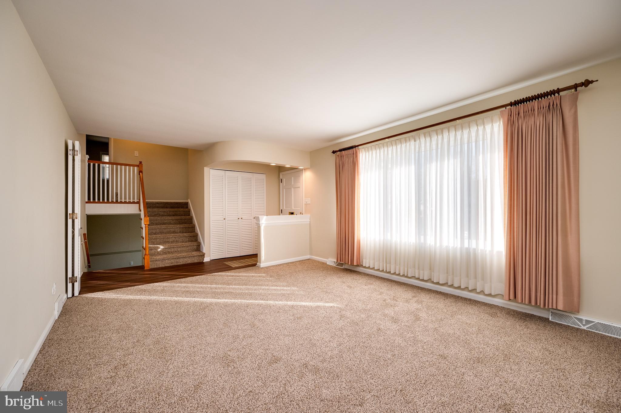 1207 Lilac Lane Reading, PA 19609 - Photo 9 of 49 Gallery Image 9