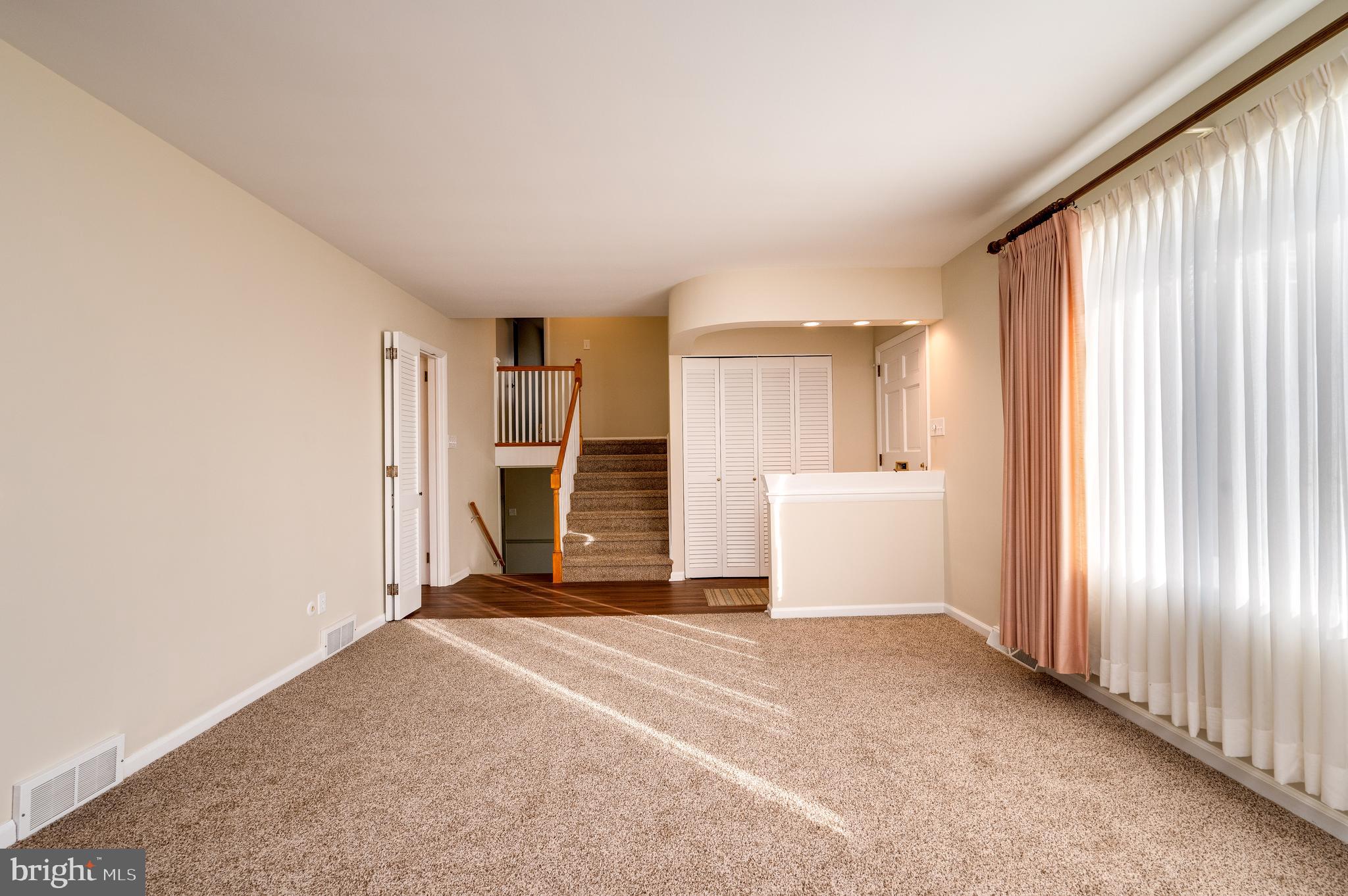 1207 Lilac Lane Reading, PA 19609 - Photo 10 of 49 Gallery Image 10