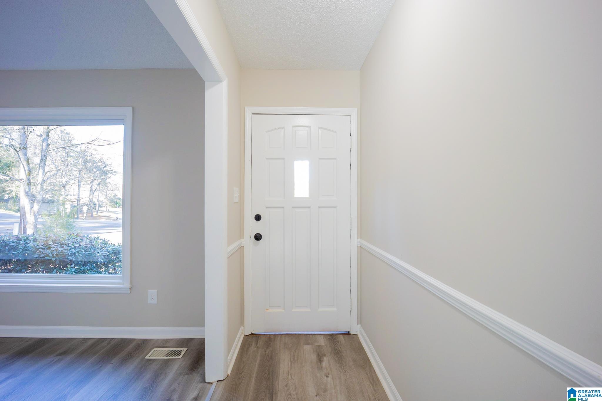 3500 Ridgecrest Drive Birmingham, AL 35216 - Photo 8 of 40