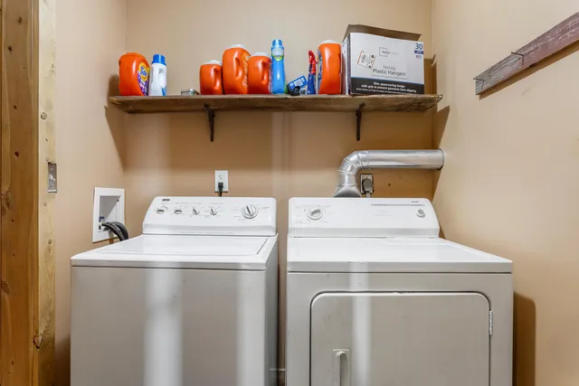 $250,000 | 20640 North 830 East Road, Oakwood, IL 61858