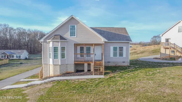 $399,000 | 155 Waters Edge Drive, Spring City, TN 37381