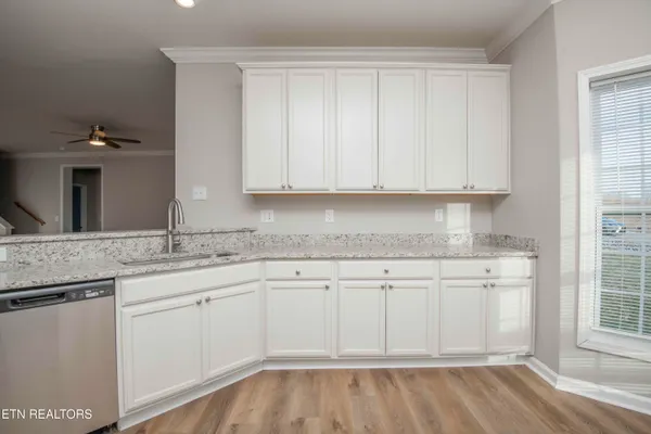 $399,000 | 155 Waters Edge Drive, Spring City, TN 37381