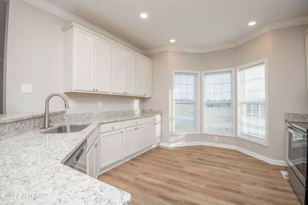 $399,000 | 155 Waters Edge Drive, Spring City, TN 37381