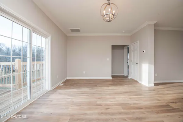 $399,000 | 155 Waters Edge Drive, Spring City, TN 37381